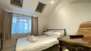 1 Bedroom, Near Alexandra Palace - London - Kings Cross - Suite 3 - New Southgate - 0