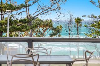 Beach Front Beach Break - Spacious Home with Pool - Perfect for a Large Family & Group Accommodation - 5