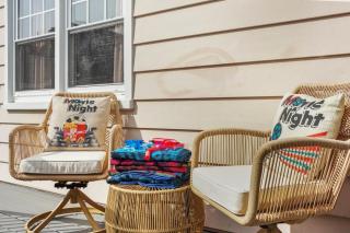 Free Parking - Backyard with Grill - Bayonne - 2