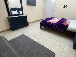whole house one kanal, 6 Bedrooms - Islamabad - 1