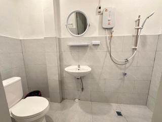 Nalin Guesthouse - 1