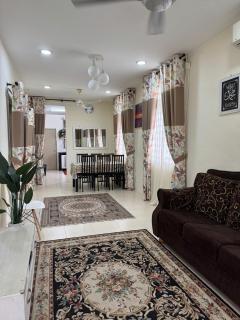 Adawiyah Guest House, Gambang - 2