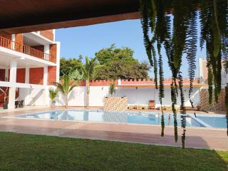 Oliver's Garden Country Hotel - - 8