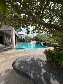 Phuket House House with excellent location and excellent views Sleeping area Отличный Дом, Комната со всеми удобствами - Cidade Phuket - 8