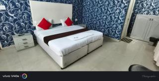 Hotel Fiesta Grand - Bangalore - 4