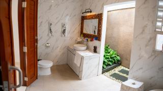 Modern Ubud Villa PARQ Nearby - Ubud - 3
