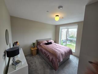 Luxury One Bedroom Flat with Balcony - Londra - 4
