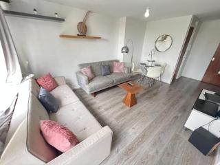 1 BR Apt in Woolwich with Free Parking - Woolwich - 1