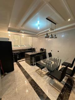Fez Spacious Stay with Moroccan Artisanal Charm - Fez - 6