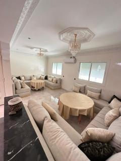 Fez Spacious Stay with Moroccan Artisanal Charm - Fez - 4