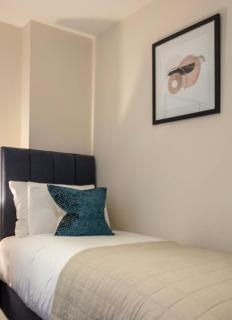 Westminster 2 bed 2 bath apartment with Air-Con - Londra - 6