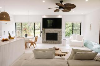 Cabarita - 4 bedroom home - Across from the beach - Cabarita Beach - 5