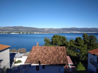 Apartment Arbanija - Trogir - 0