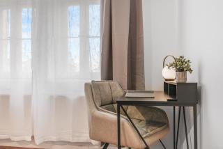 cruwzo I Modern Centrally Located Apartment with Parking Modern Centrally Located Apartment with Parking - 7