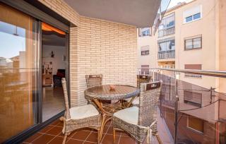 Beautiful Apartment In Pineda De Mar - Pineda de Mar - 4