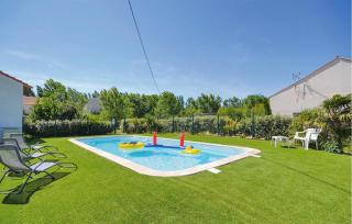 Nice Apartment In Le Sambuc With Wifi - Arles - 5