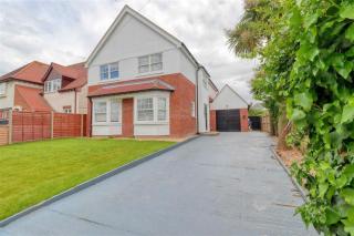 Upper Avenue Gem - Kirby Cross - 0