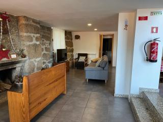 Casa da Lage - Piscina privada - Vistas rio - Gerês - 7