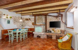 Cozy Home In Dobrinj With Jacuzzi - Dobrinj - 8