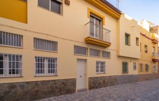 Beach Front Apartment In Torrenueva - Torrenueva - 2