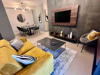 FLH - Art Elegance with Balcony & Free Parking - Timişoara - 0
