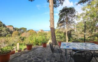 2 Bedroom Awesome Home In Castellabate - Castellabate - 9