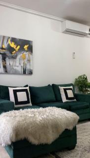 Sanctuary Aparthotel-AC-Garden- Solar-Wi-Fi -Firepit-Park-Carport - Lusaka - 0