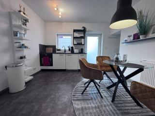 Barrierefrei - 24Std-CHECK-IN kontaktlos - Kingsize Bed - W-LAN - Parkplatz W 3 - Bückeburg - 7