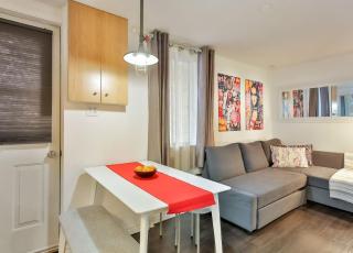 100 METERS to SUBWAY - Montcalm condos - Montréal - 5