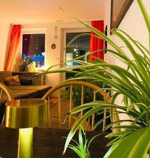 Helle, grosse, zentrale Wohnung mit Balkon - Munich - 7