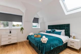 Modern 2-Bedroom Apartment, Leatherhead, Sleeps 5 - Leatherhead - 1
