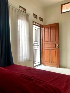 Grania Homestay - Margasari - 5