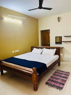 Le Abode Villa- Independent Courtyard Villa - Kottakupam - 3