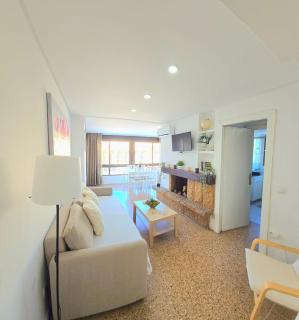 Nogalera Rainbow 2-bedroom apartment, Pool and parking BY NAMASTE ELITE - Torremolinos - 8