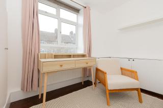 Lovely 3BR flat w parking, 10min Homerton Station - Londra - 1