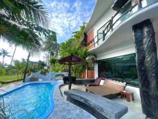AC 2 Resort - 0