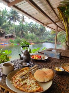 Dwarka Beach Resort Goa - Cola - 9