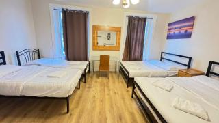 Anwar House - London - 8