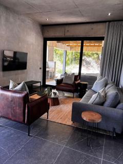 28 Shades - Sedgefield - 9
