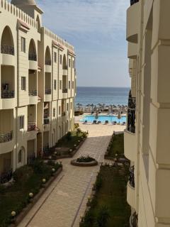 Apartment with private Beach in Sahl Hasheesh - Hurghada - 2