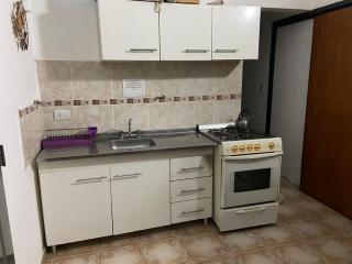 Depto para 4 personas con pileta a 3 cuadras del rio - 6