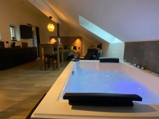 La CaseMat' du Château - suite privative avec baignoire balneo - Theux - 8