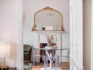 Chic & Cosy Flat with Terrace, 5-Min Walk to Pimlico Tube, Pet-Friendly - Londra - 6