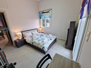Auxo, Holiday apartment & suites on the sea - Kamárion - 0