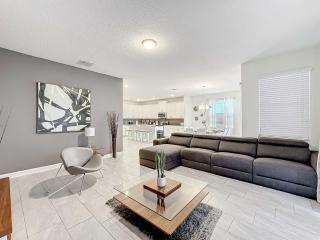 Lovely Hideway for Family with Private Pool & Waterpark - 8