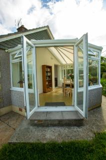 Light bungalow with a view of countryside and river - Haverfordwest - 7