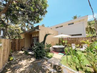 Antheia Garden with Hot Tub - Kuta Lombok - 0