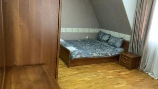 Large three-story hostel on Nizami street - Baku - 5