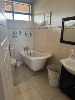 35 Ocean Breeze Winkelspruit - Kingsburgh - 2