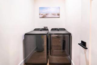 Casita Augustina - Modern Coastal Cottage with Patio, Waffle and Coffee Bar, Near Historic Downtown & Short Drive to Beach - 2